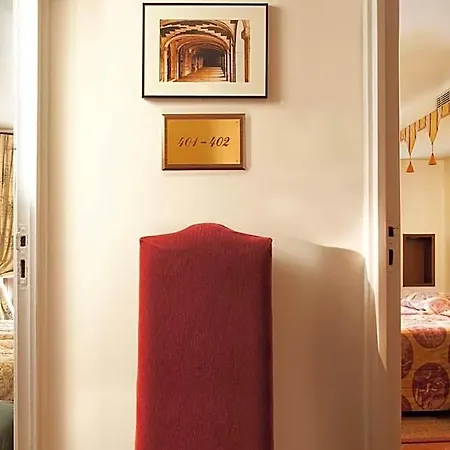 Castex Hotel