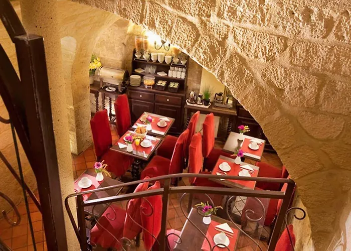 Castex Hotel 3*