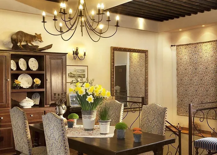 Отель Castex 3*